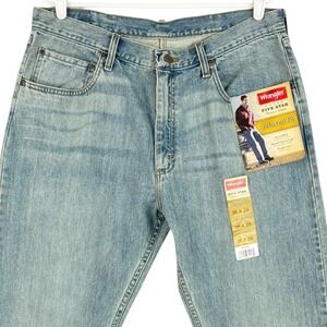 Wrangler Men's Premium Denim Relaxed Fit Blue Denim Jeans 36x29 Straight Leg NWT